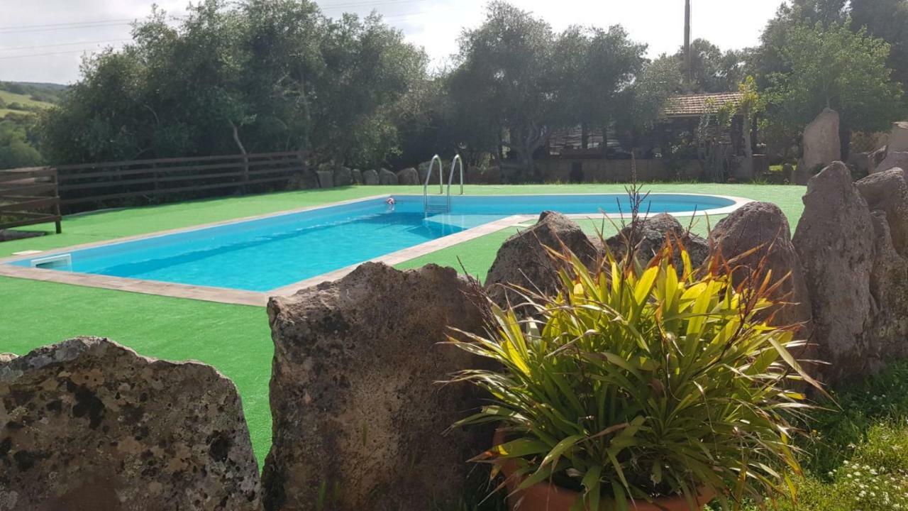 Agriturismo Sa E Padedda Mores Eksteriør bilde