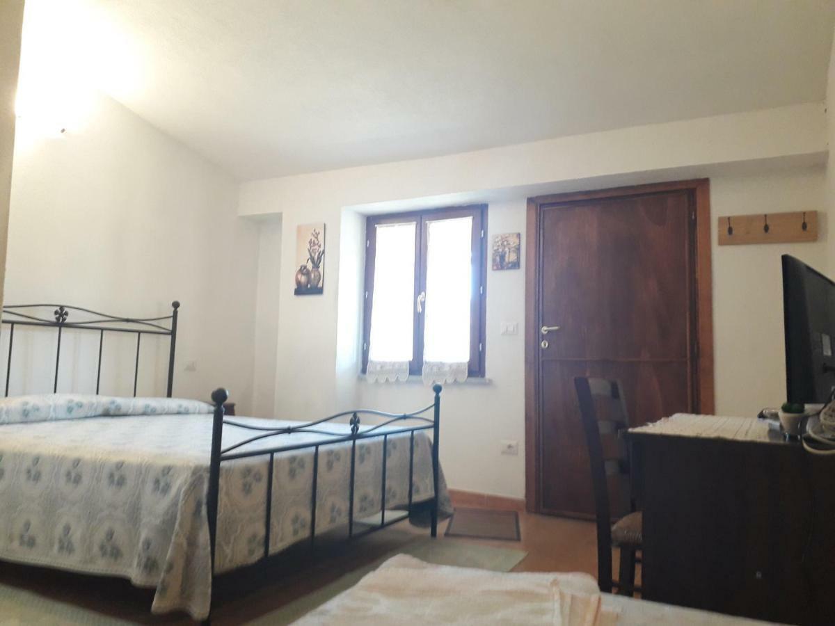 Agriturismo Sa E Padedda Mores Eksteriør bilde